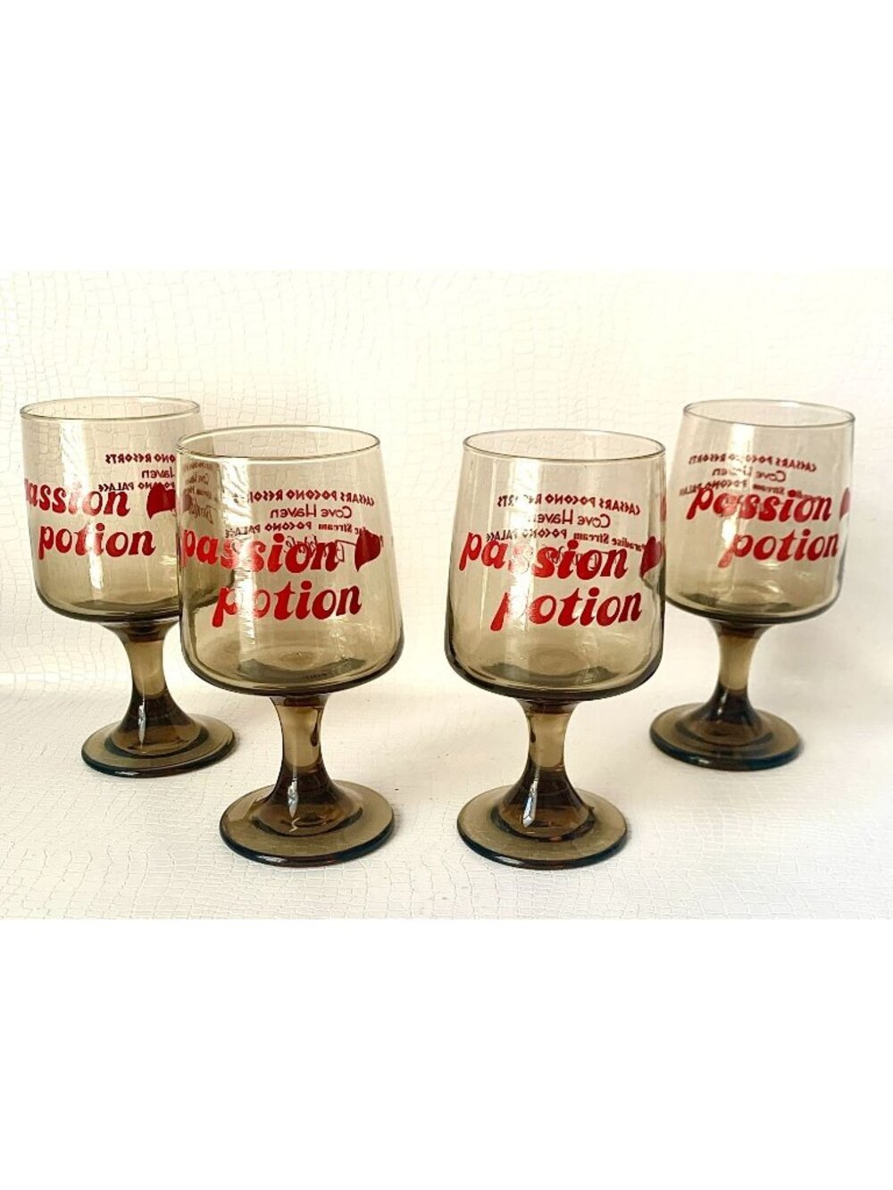4 Vintage Passion Potion Ceasars Poconos Pennsylvania Smoked Glass Wine Glasses